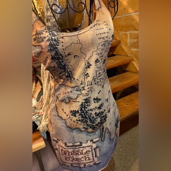 EUC blackmilk lord of the rings map dress! - Picture 4 of 7